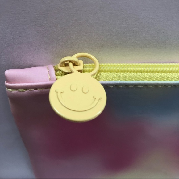 IPSY Rainbow Cloud Makeup Bag - Picture 4 of 5